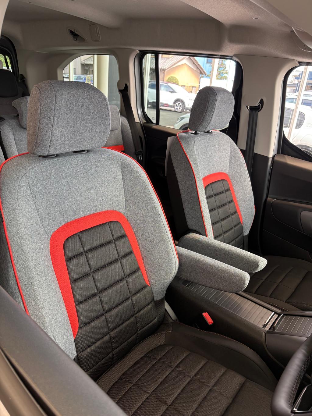 ショールーム展示車のご紹介